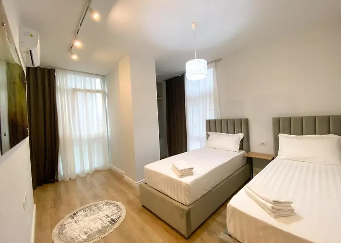 Centrally Located Glamorous Bright Near Bazaar Tirana