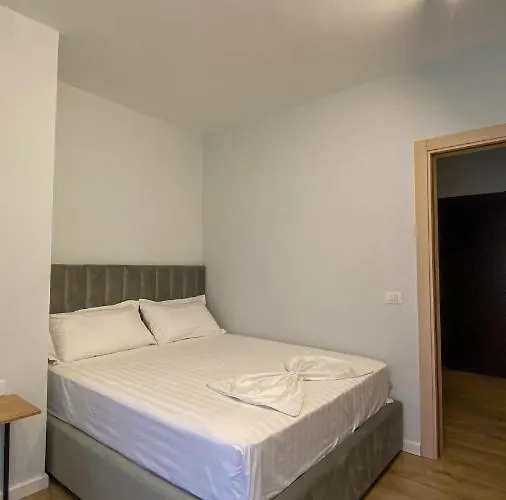 Centrally Located Glamorous Bright Near Bazaar 公寓 *